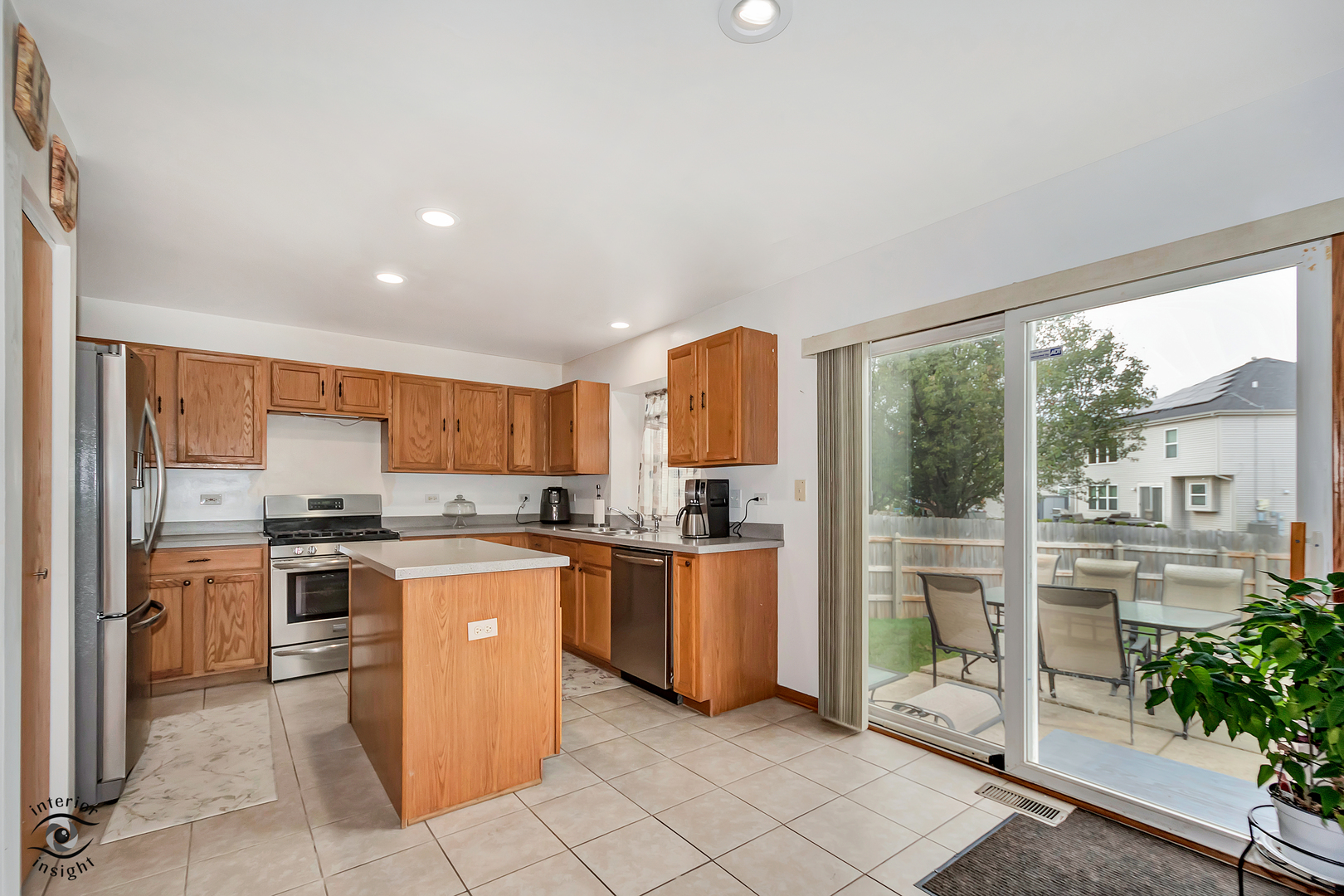 1544 Suncrest Lane, Bolingbrook, IL 60490