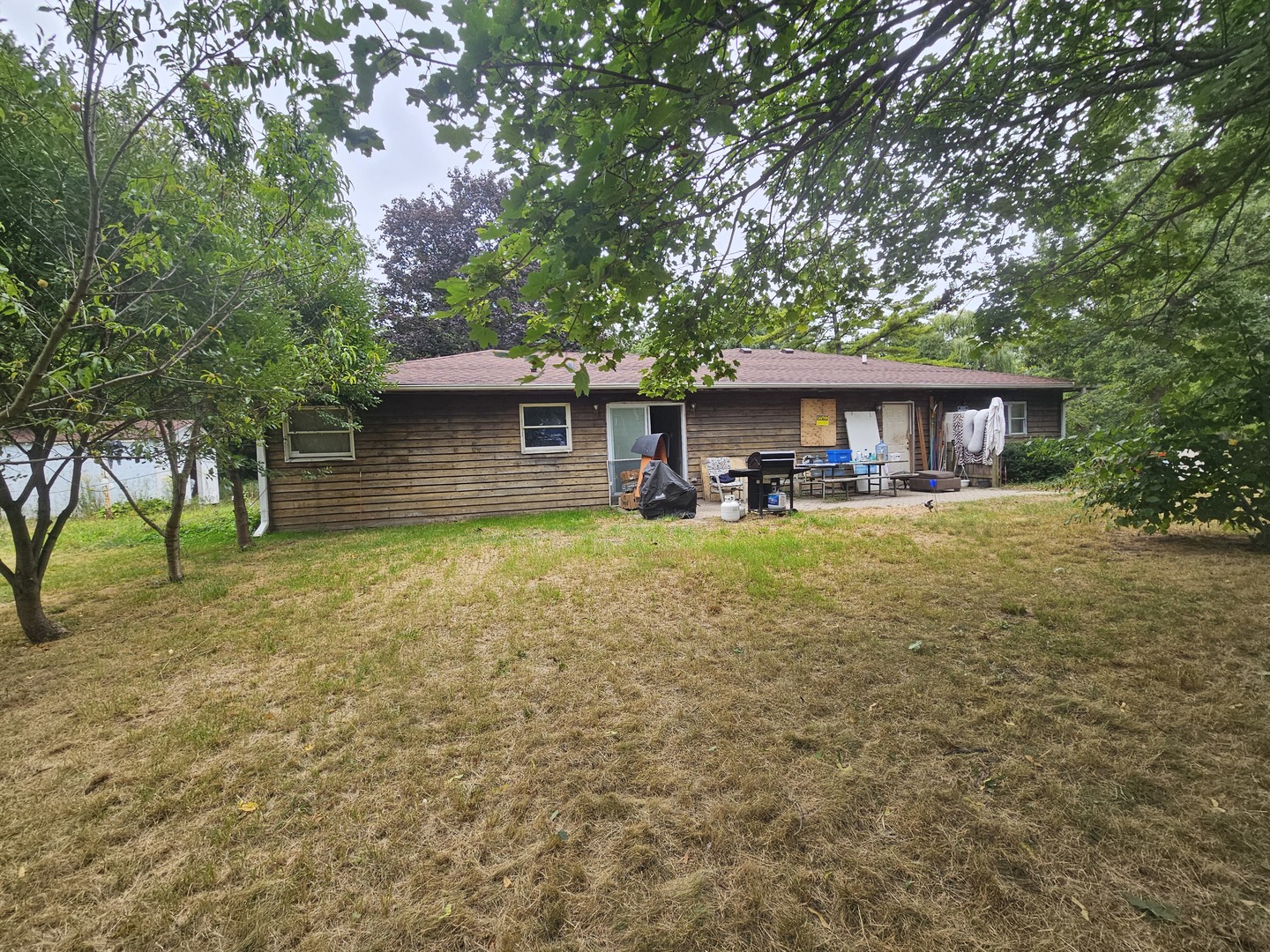 10702 W 17th Street, Zion, IL 60099
