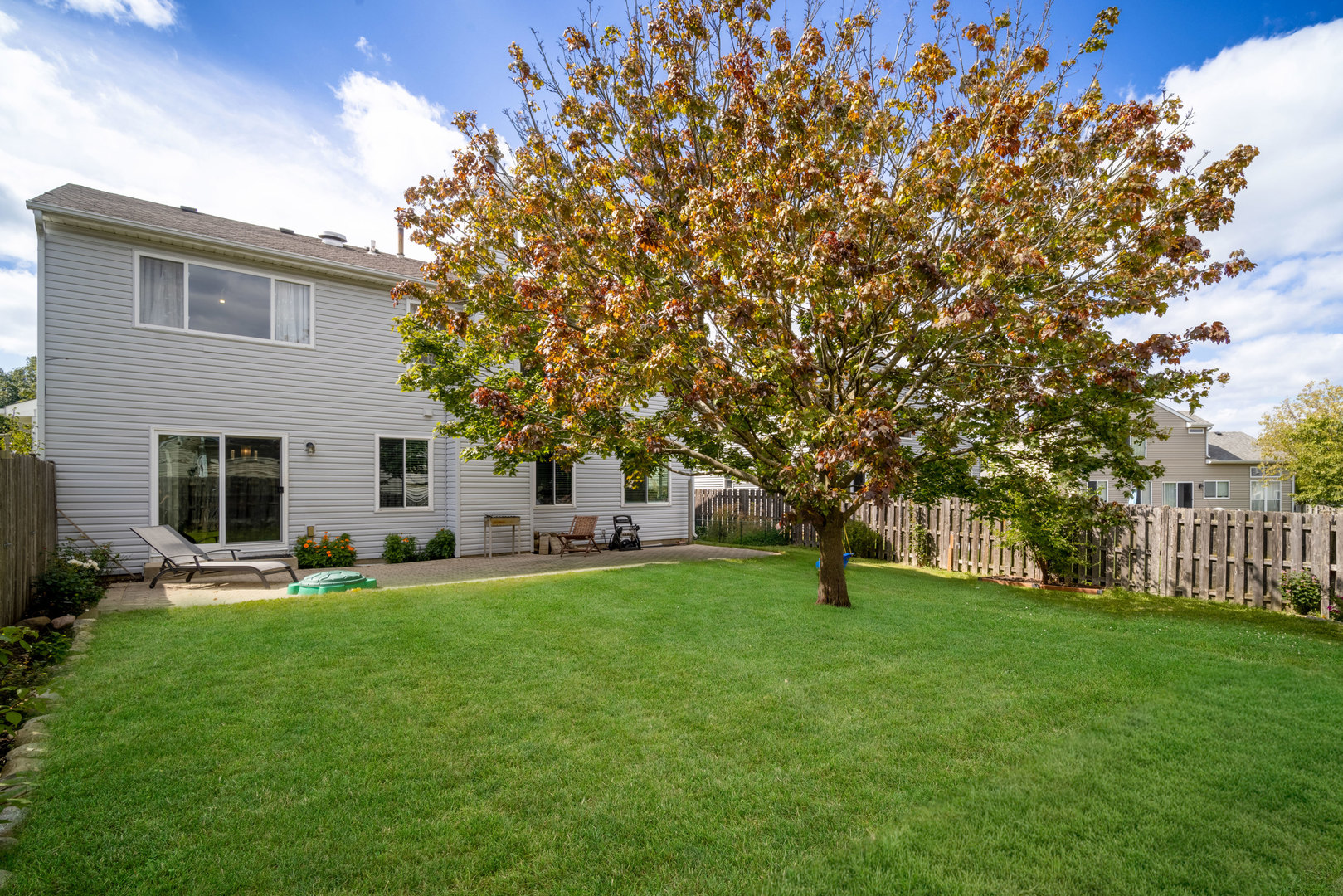 970 Noelle Bend, Lake In The Hills, IL 60156