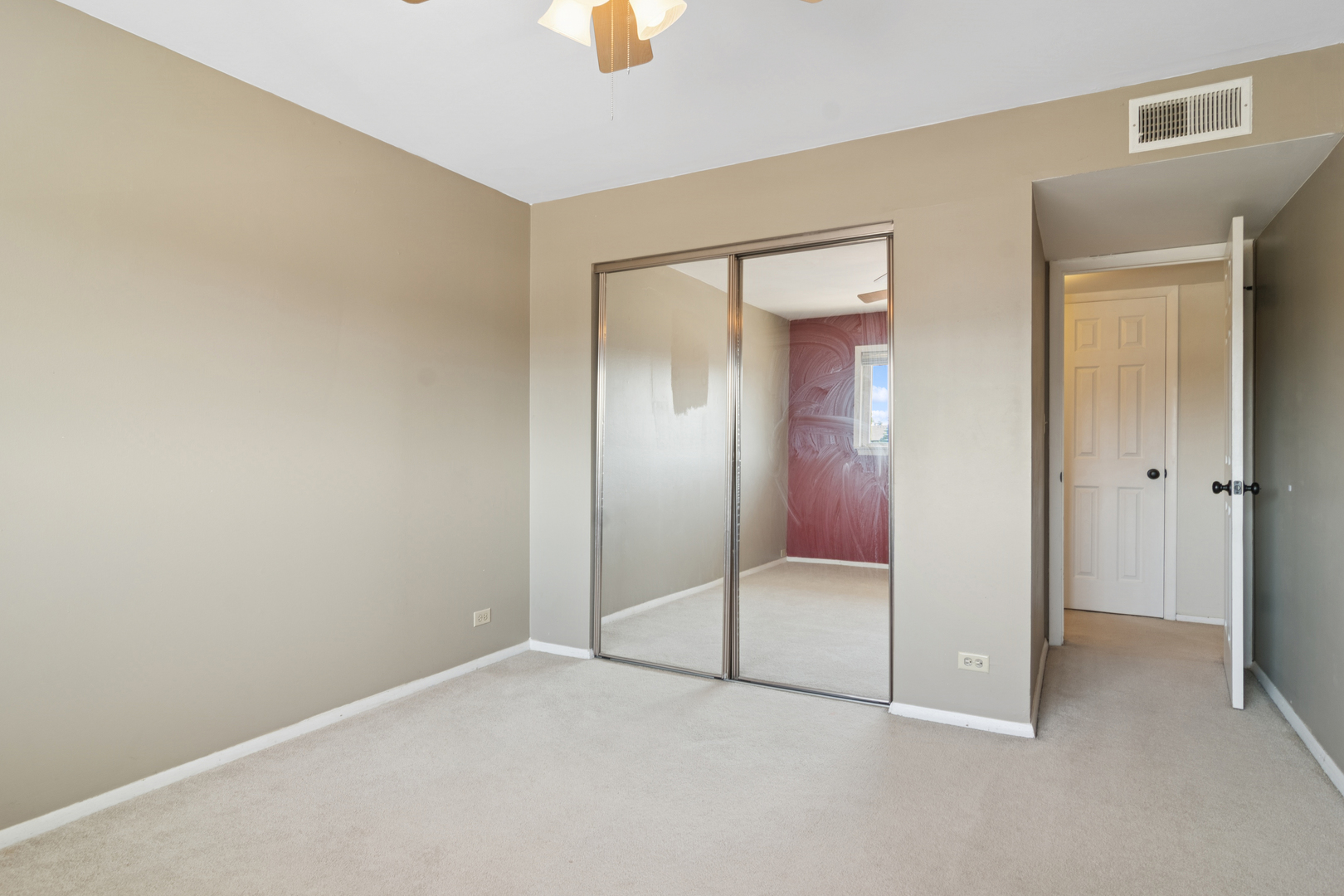 24A Kingery Quarter #202, Willowbrook, IL 60527