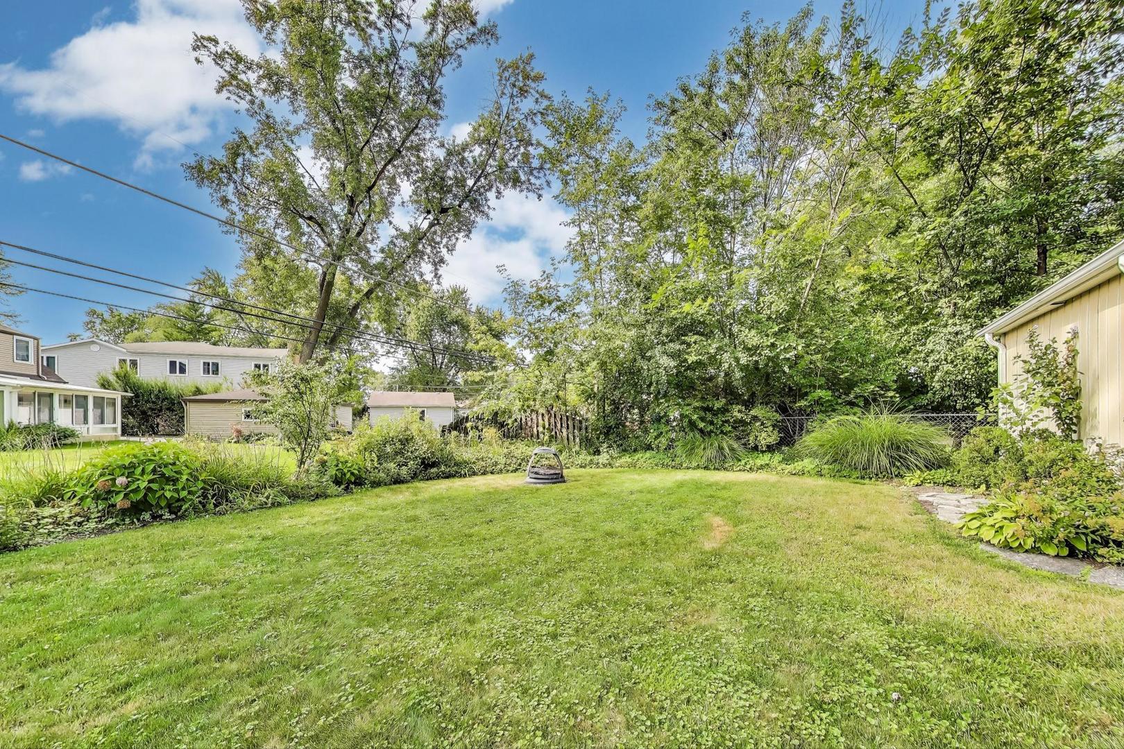 815 E Olive Street, Arlington Heights, IL 60004
