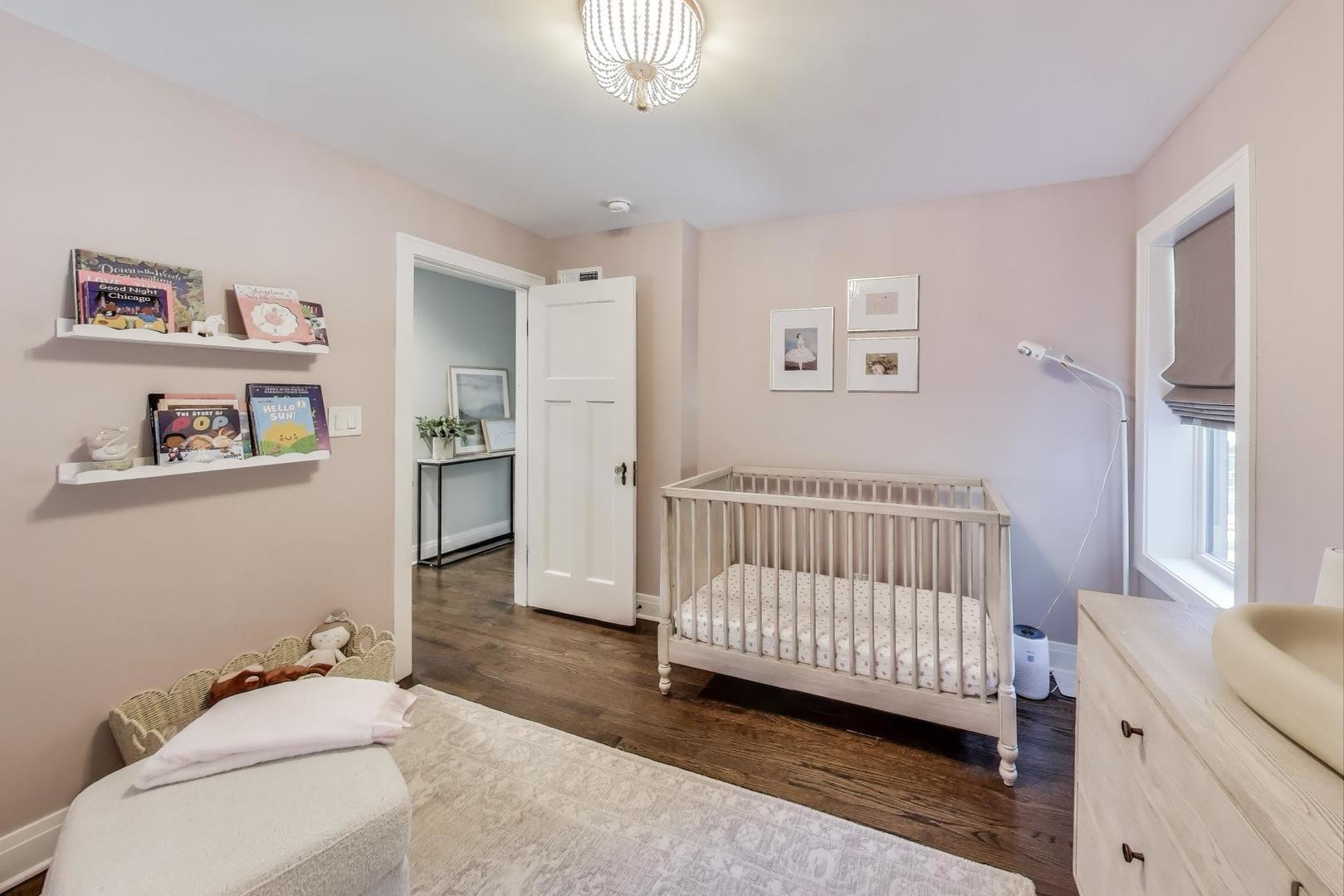 105 S Mitchell Avenue, Arlington Heights, IL 60005