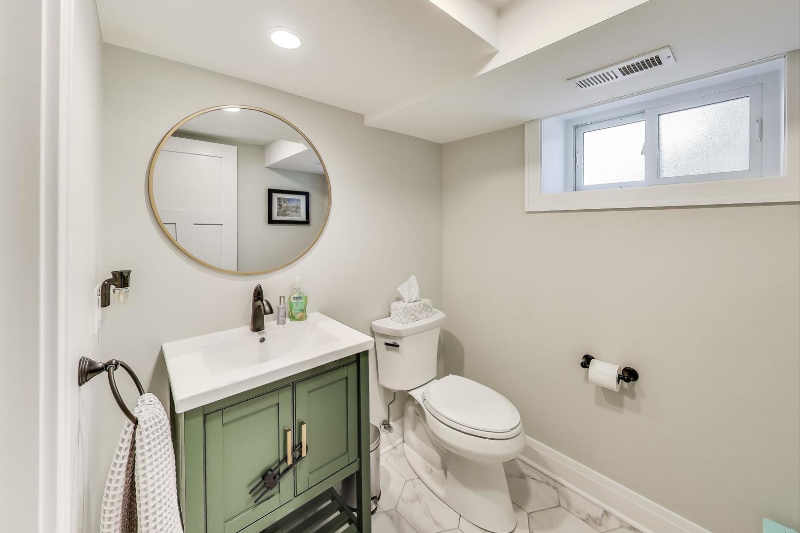 105 S Mitchell Avenue, Arlington Heights, IL 60005
