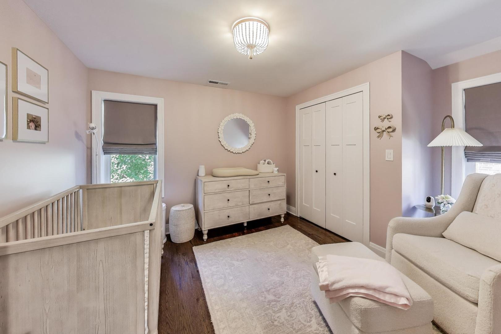 105 S Mitchell Avenue, Arlington Heights, IL 60005