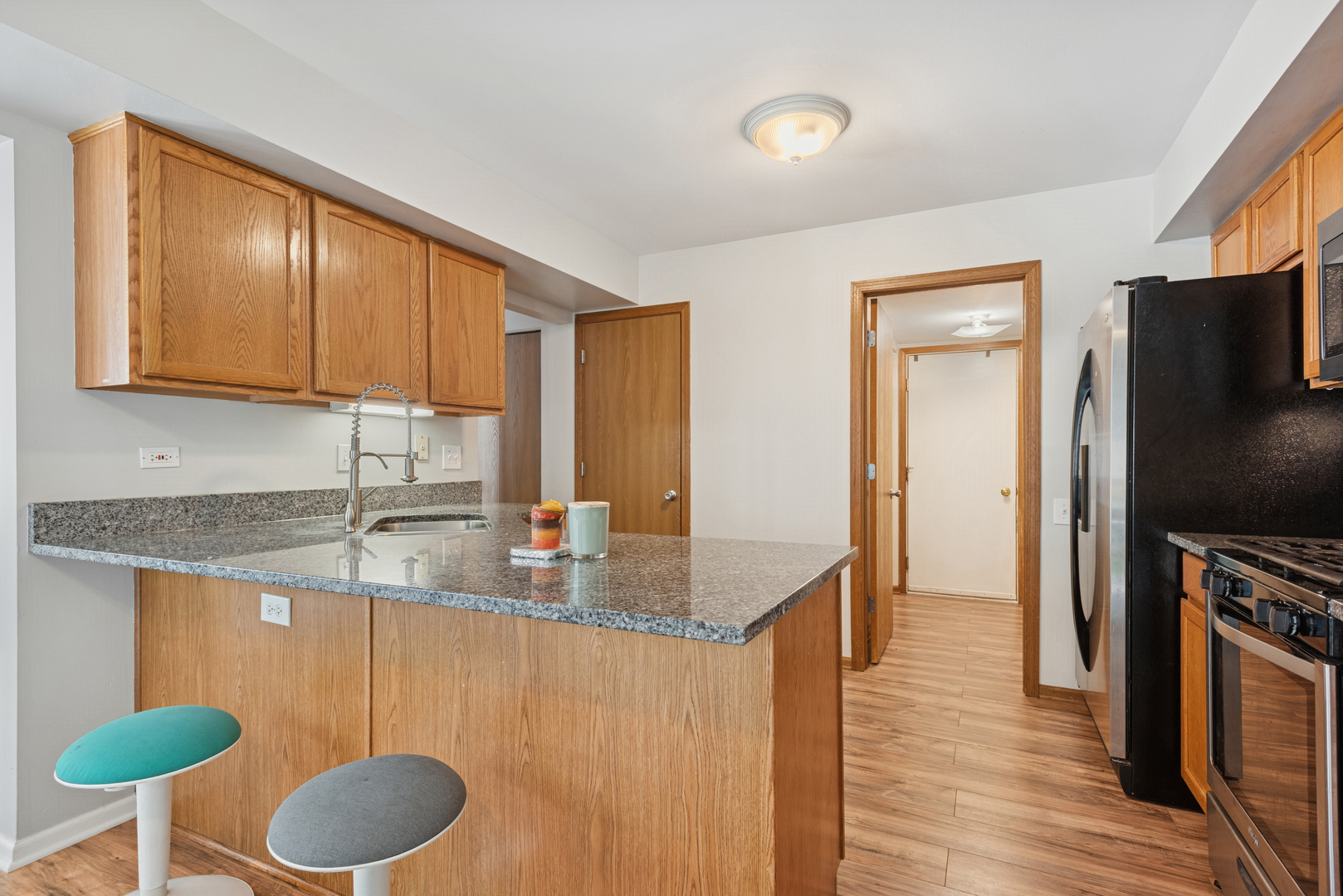 406 Locksley Drive #0, Streamwood, IL 60107