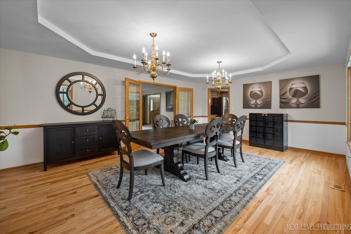 905 Merrill New Road, Sugar Grove, IL 60554