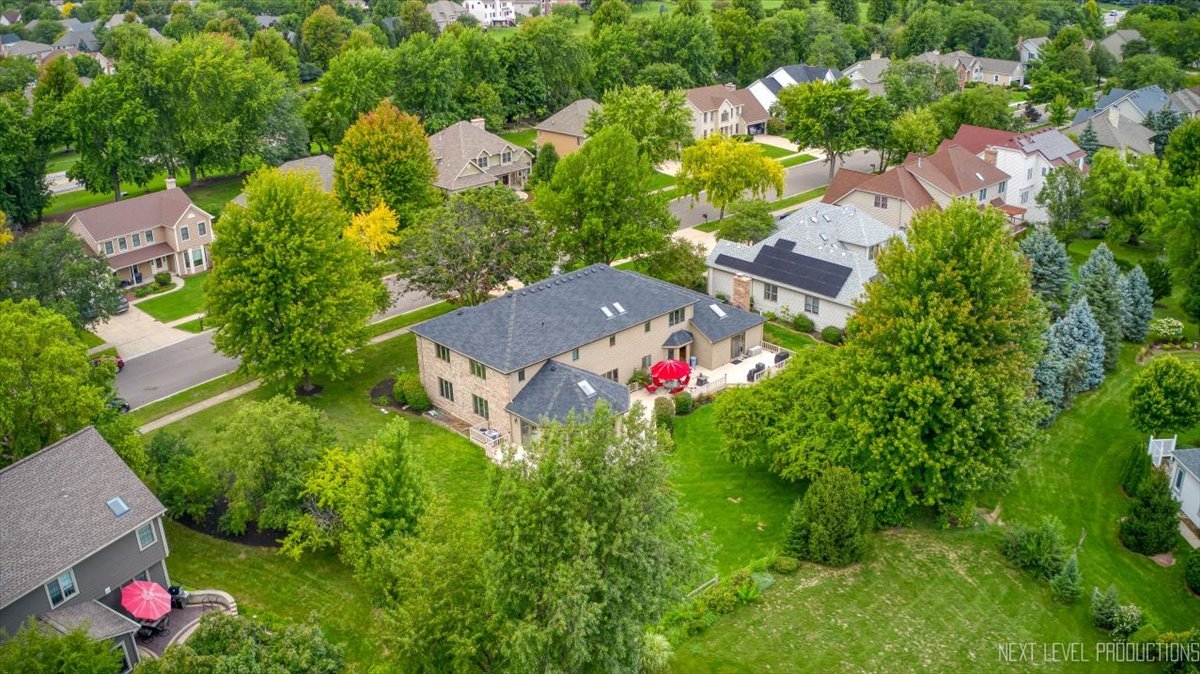 905 Merrill New Road, Sugar Grove, IL 60554