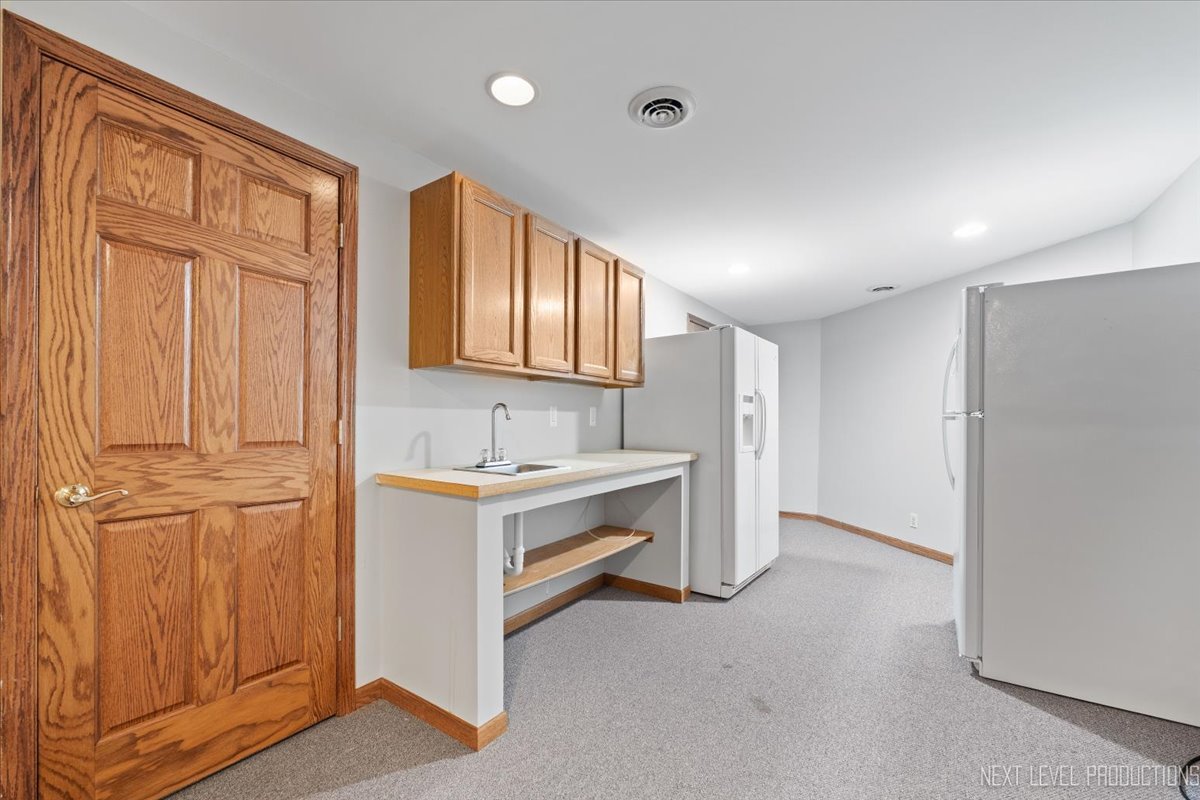 905 Merrill New Road, Sugar Grove, IL 60554