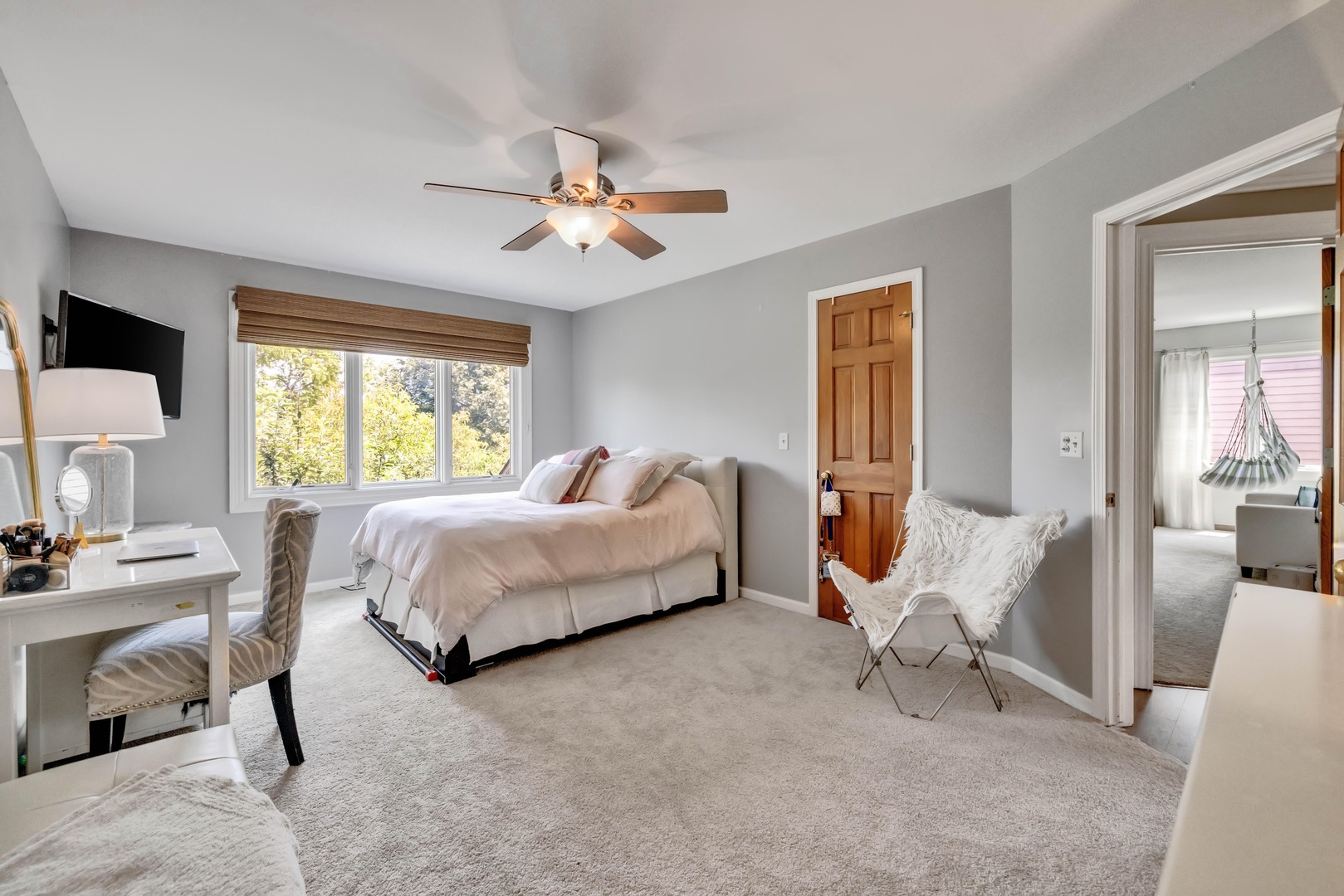 1435 Monarch Circle, Naperville, IL 60564