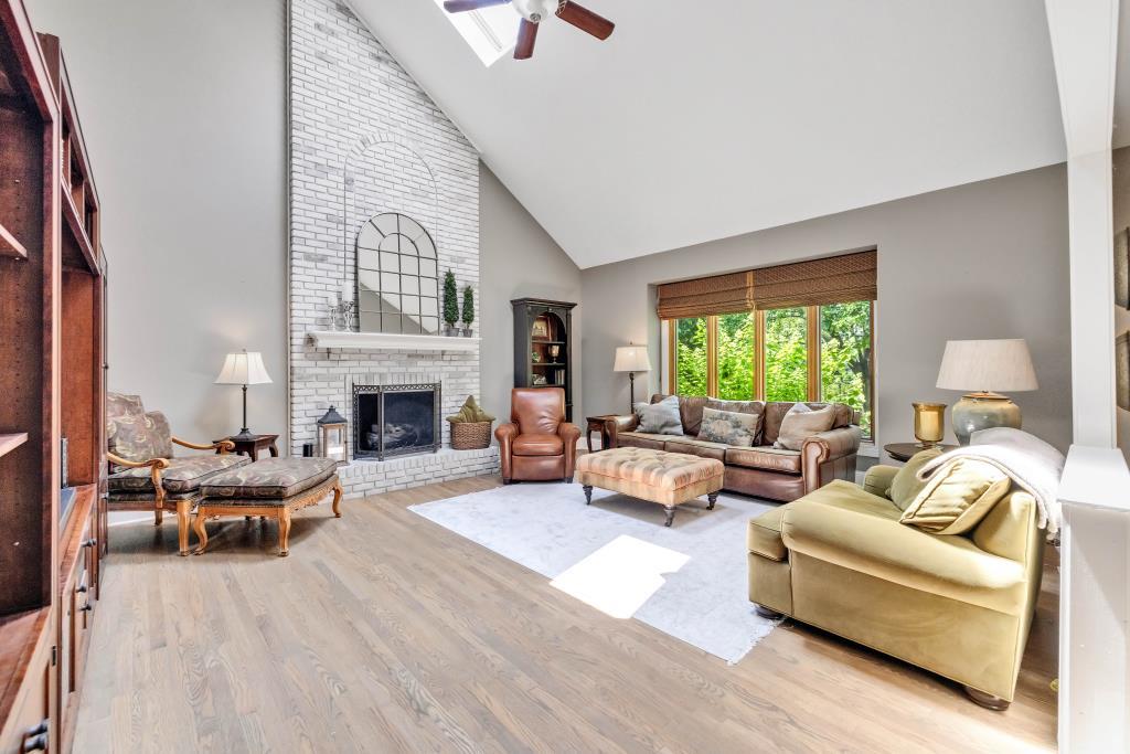 1435 Monarch Circle, Naperville, IL 60564