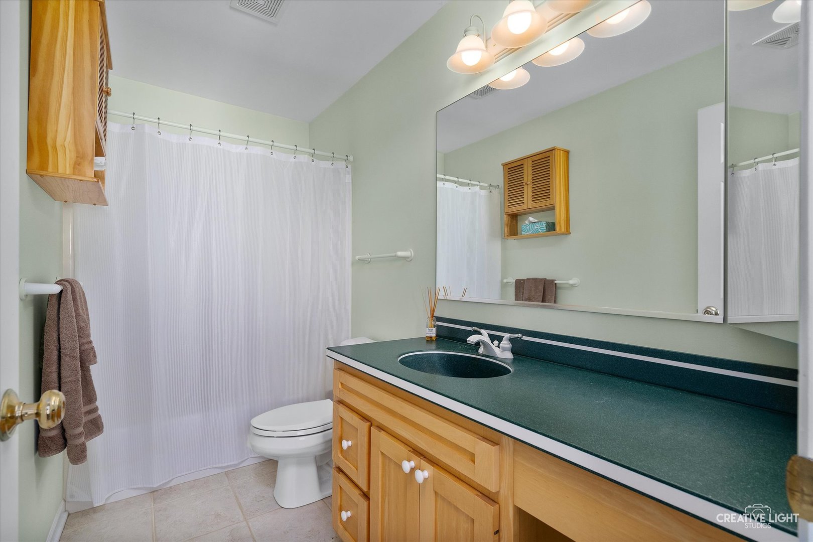 337 Normandie Drive, Sugar Grove, IL 60554