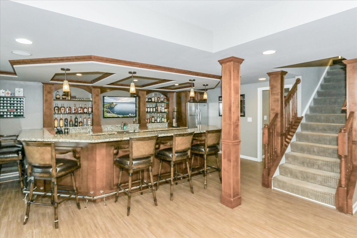 130 Regency Drive, Bartlett, IL 60103