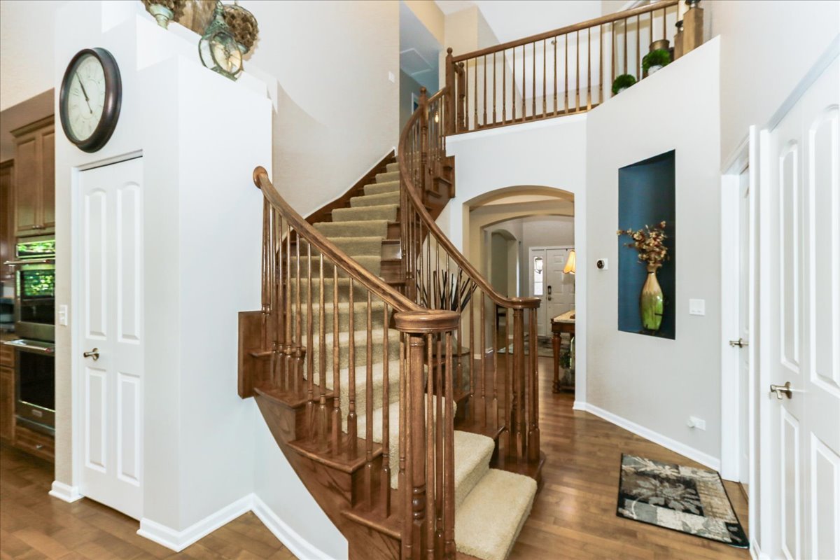 130 Regency Drive, Bartlett, IL 60103