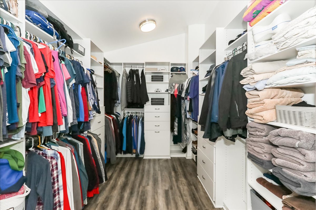 130 Regency Drive, Bartlett, IL 60103