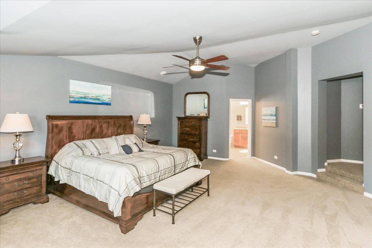 130 Regency Drive, Bartlett, IL 60103