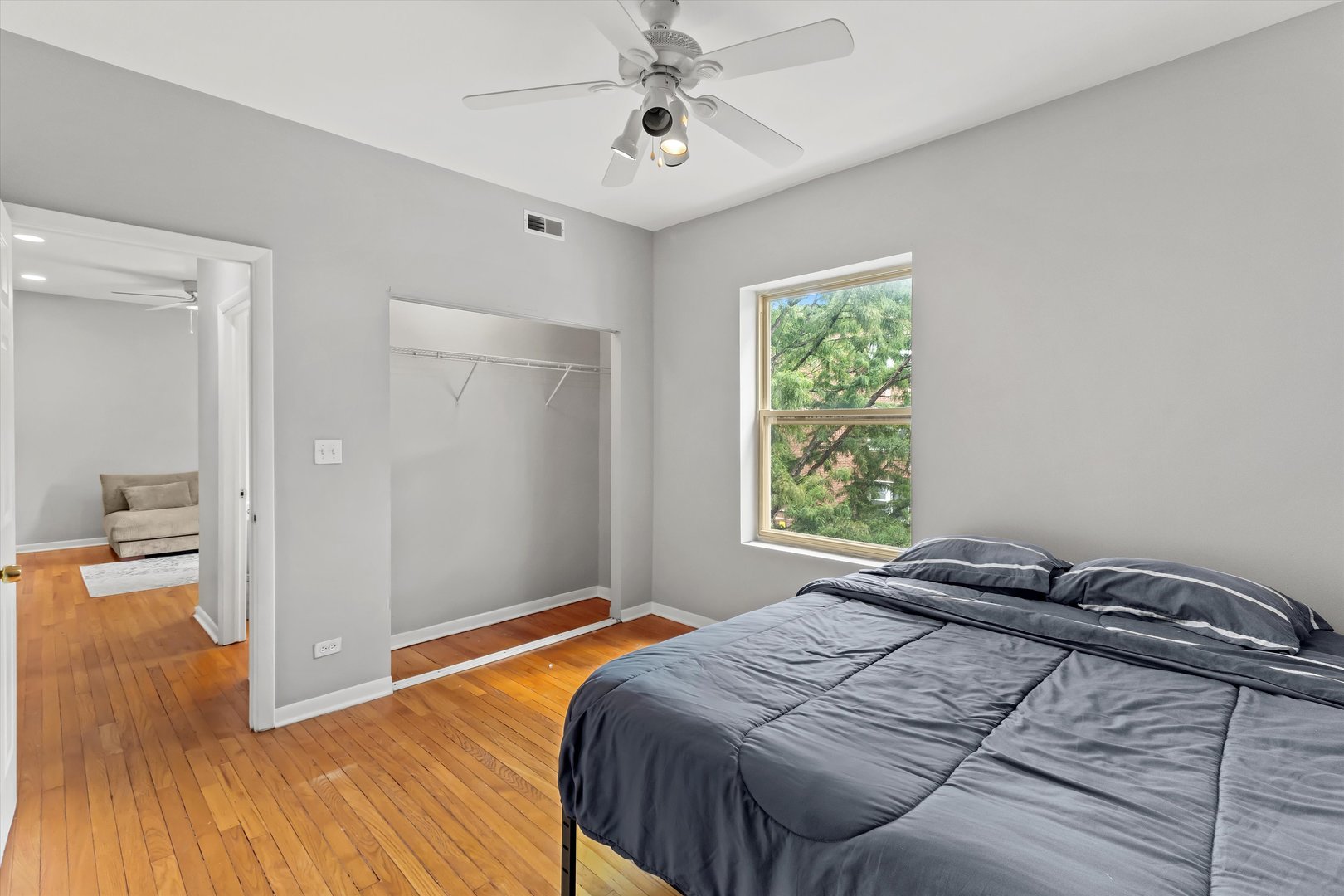 854 E 82nd Street #2, Chicago, IL 60619