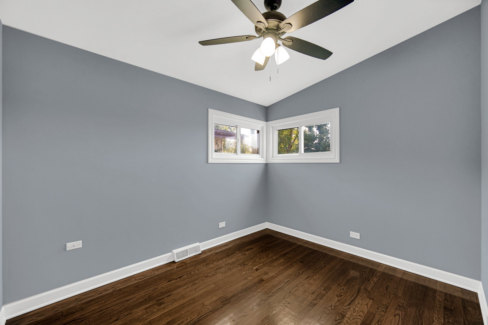 14715 S Richmond Avenue, Posen, IL 60469