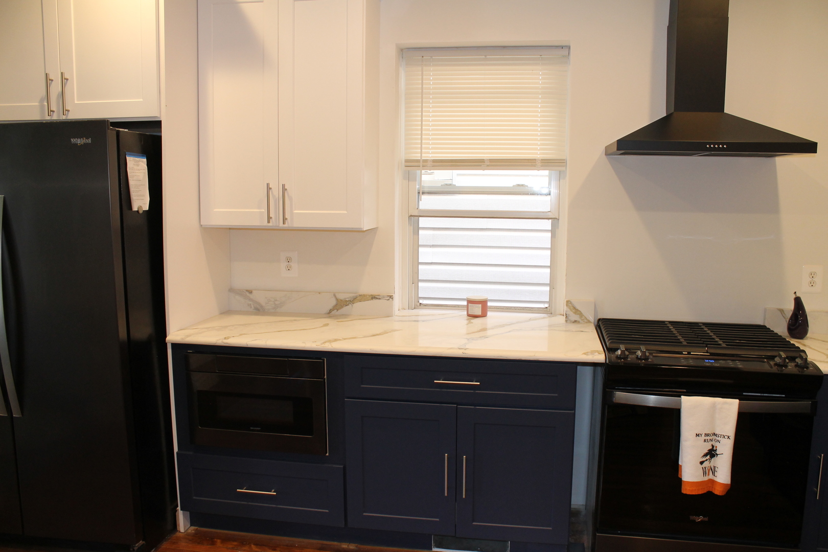3516 S Damen Avenue, Chicago, IL 60609
