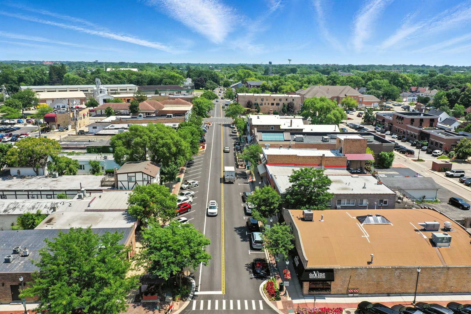 11 S Lake Street, Grayslake, IL 60030