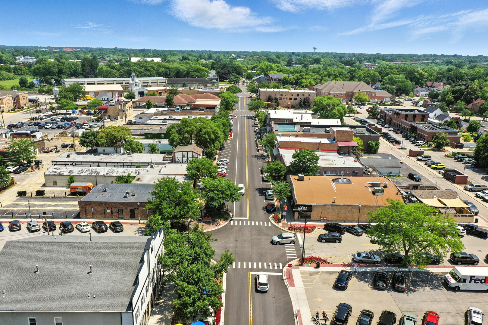 11 S Lake Street, Grayslake, IL 60030