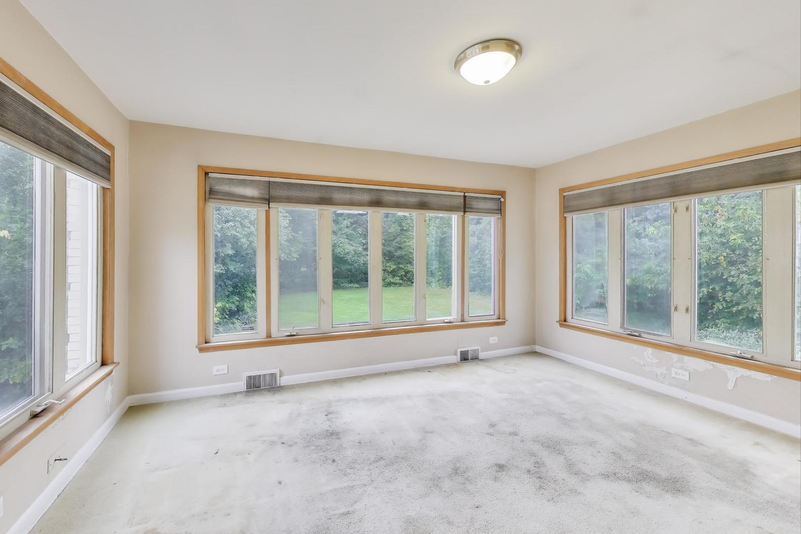 601 Selborne Road, Riverside, IL 60546