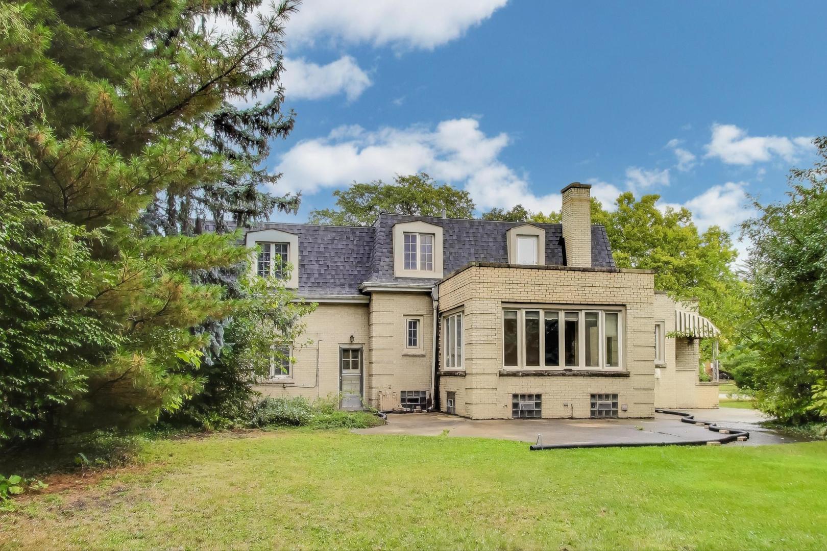 601 Selborne Road, Riverside, IL 60546