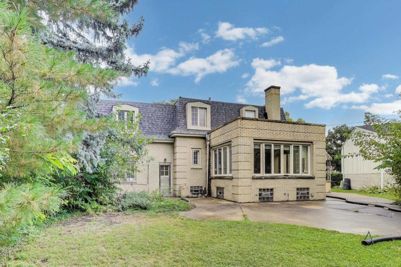 601 Selborne Road, Riverside, IL 60546