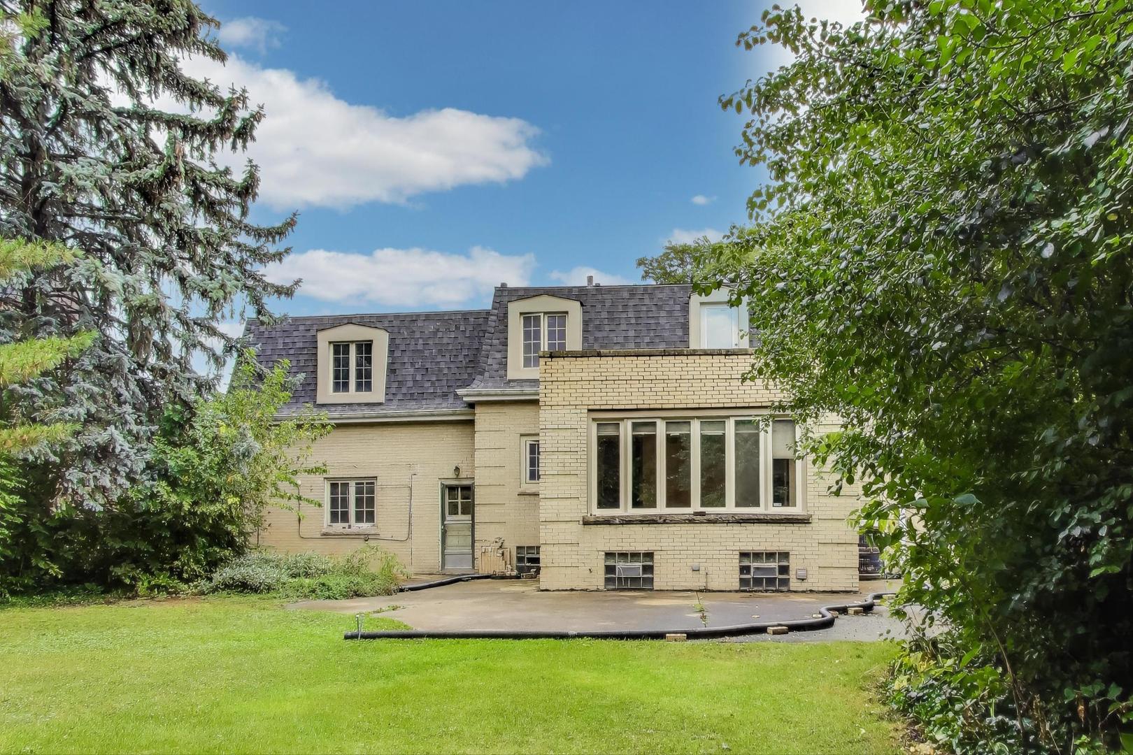 601 Selborne Road, Riverside, IL 60546