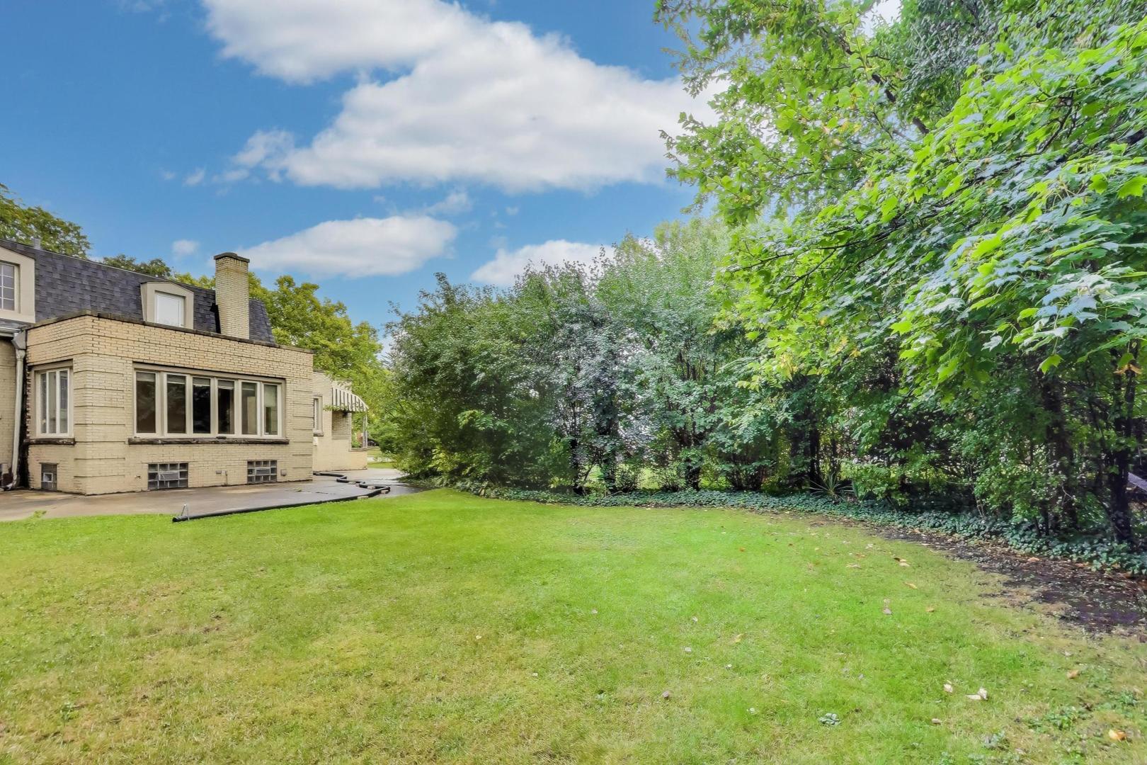 601 Selborne Road, Riverside, IL 60546