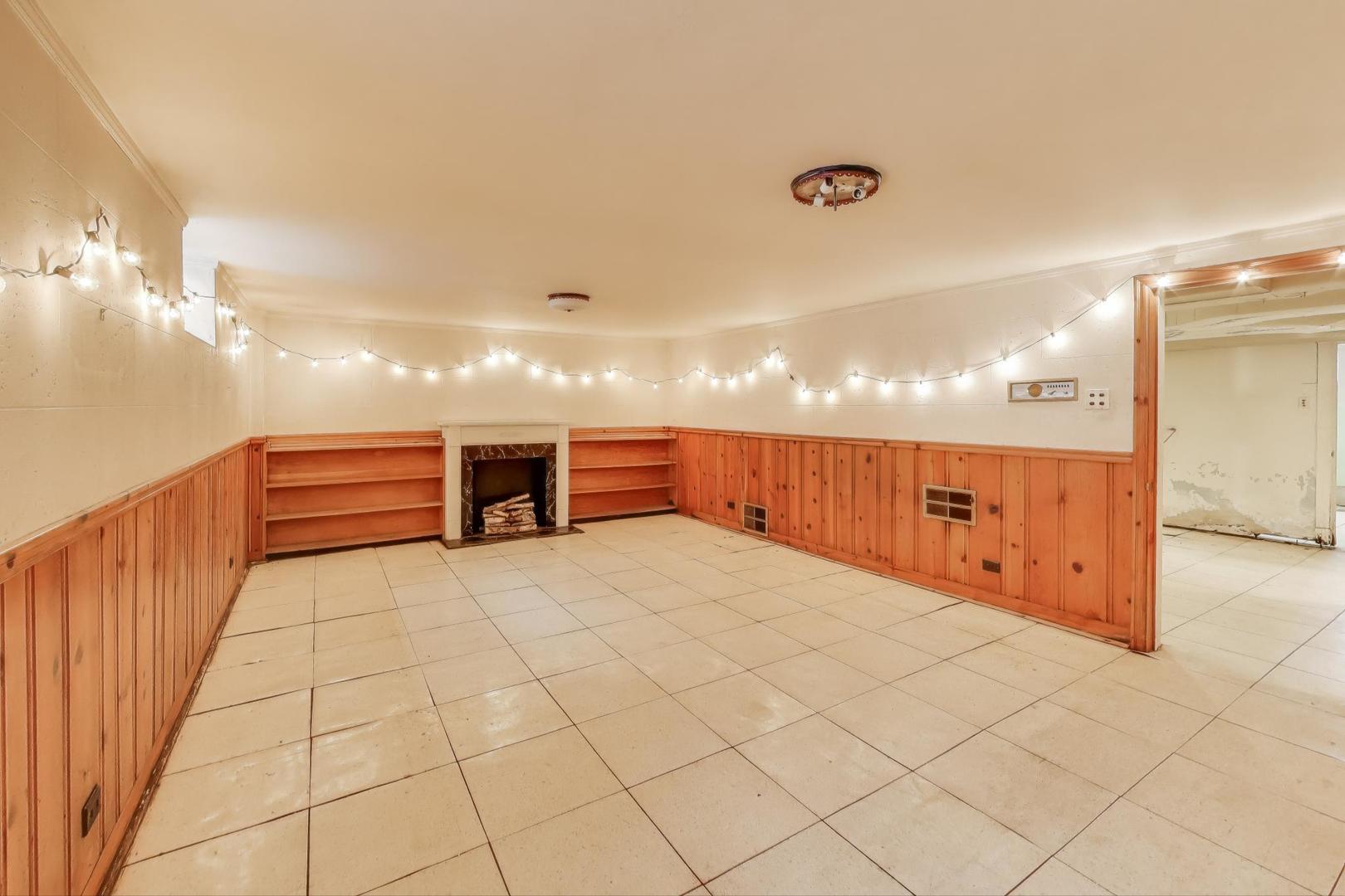 601 Selborne Road, Riverside, IL 60546