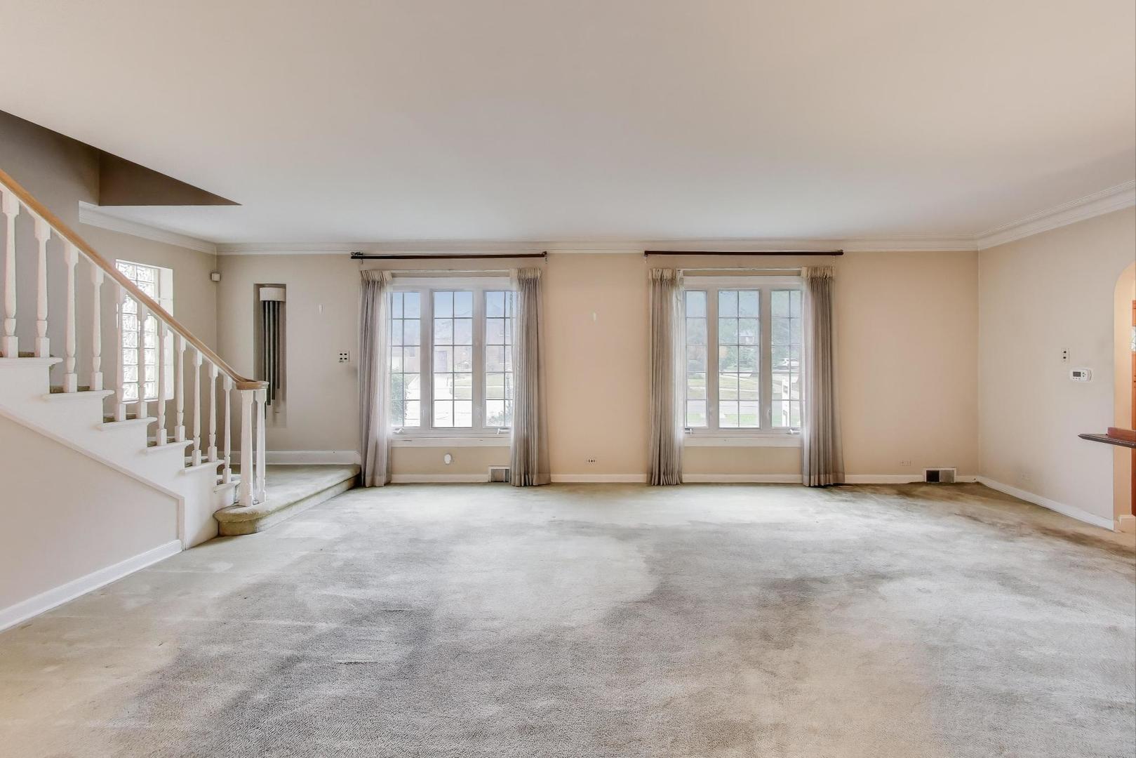 601 Selborne Road, Riverside, IL 60546