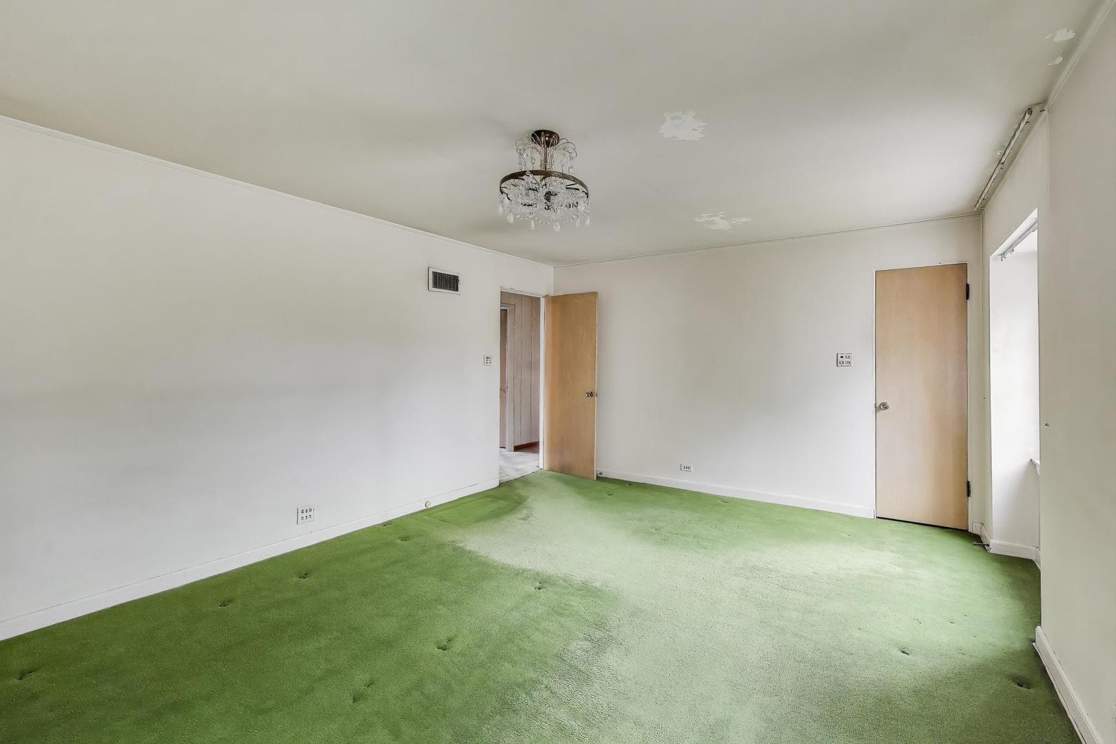 601 Selborne Road, Riverside, IL 60546