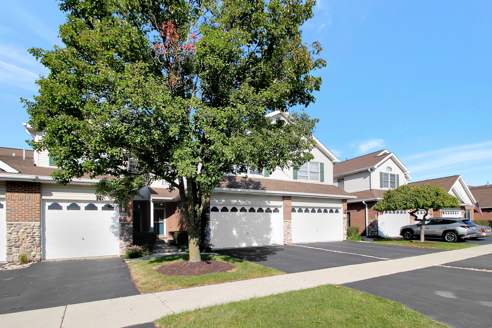 11028 Jodan Drive, Oak Lawn, IL 60453