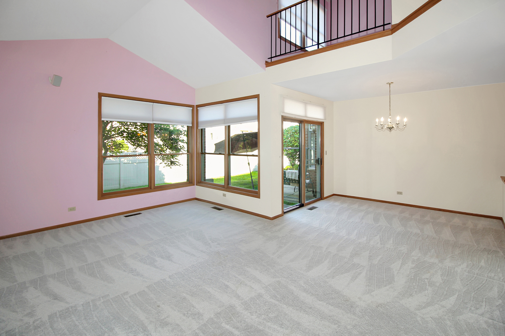 11028 Jodan Drive, Oak Lawn, IL 60453