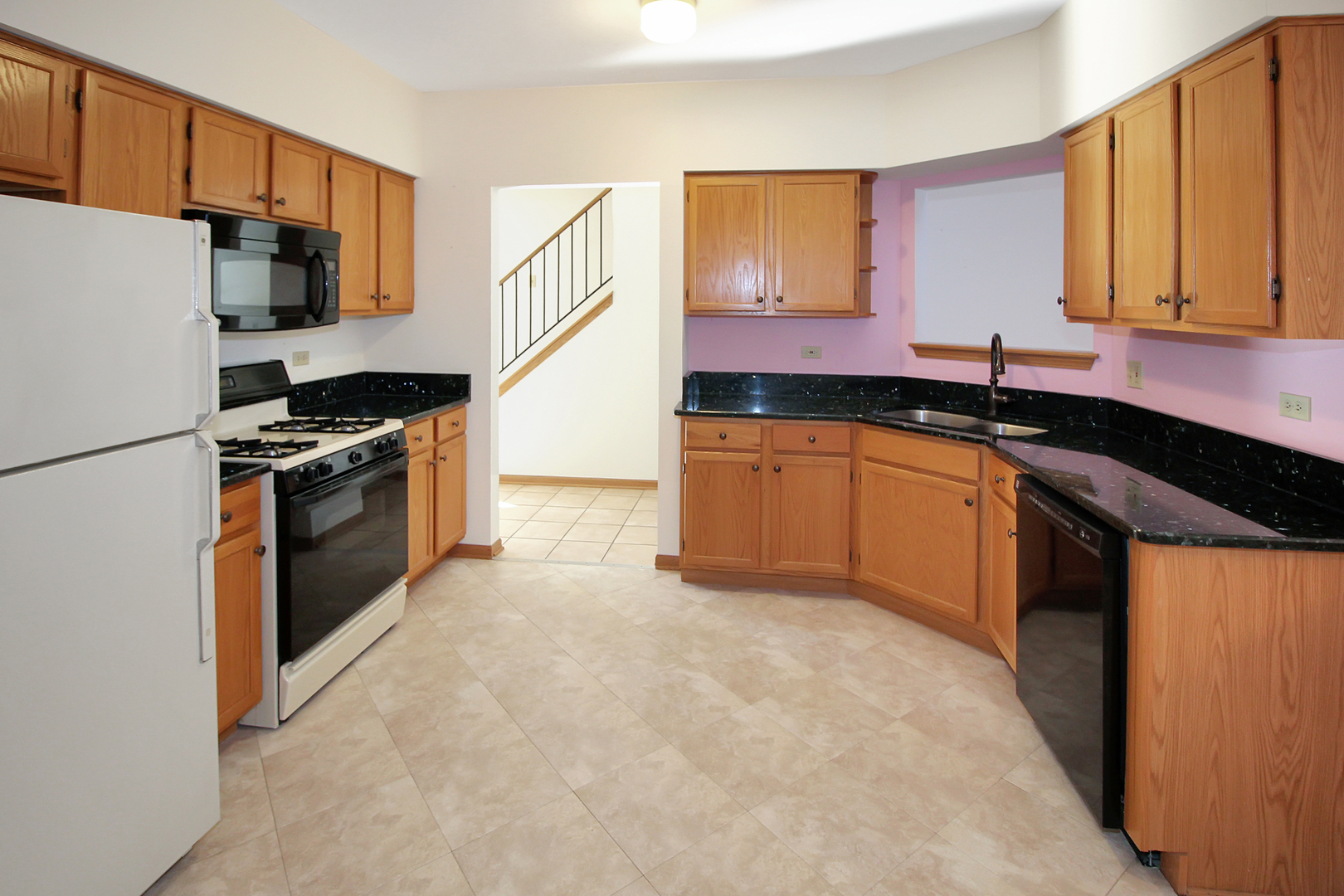 11028 Jodan Drive, Oak Lawn, IL 60453