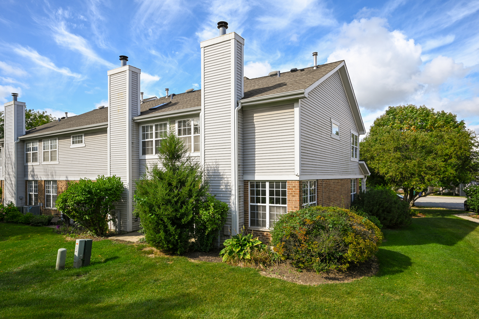 2037 S LINCOLN Avenue #2037, Lombard, IL 60148