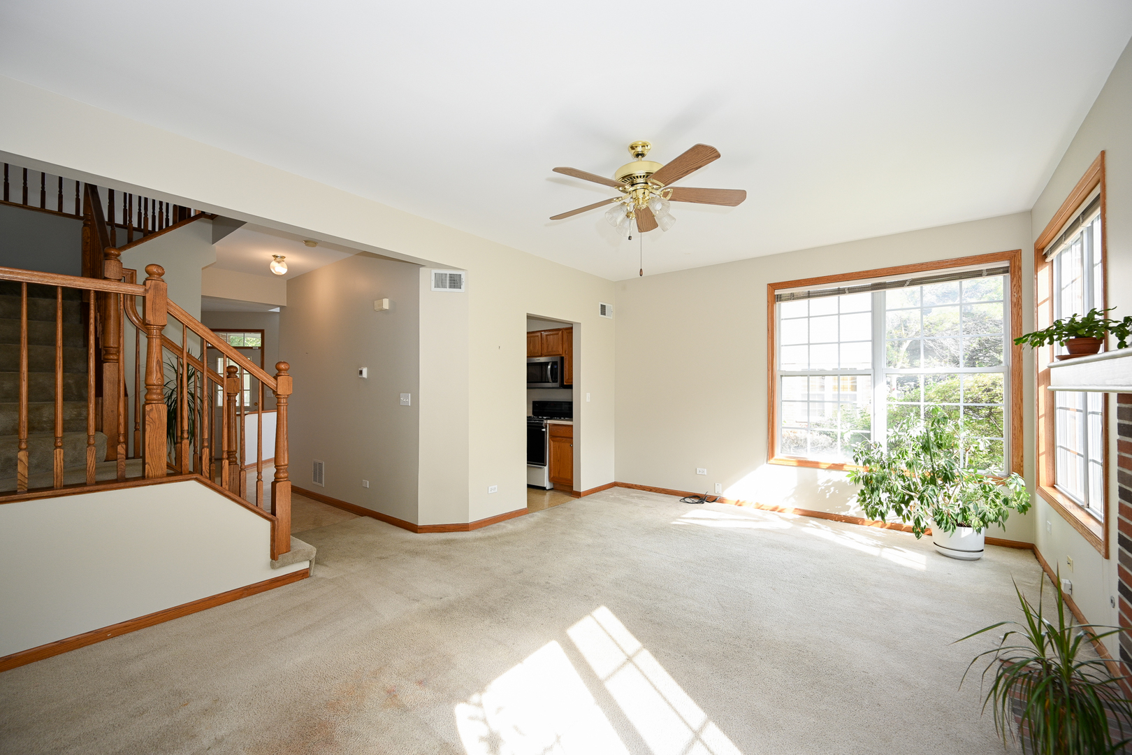 2037 S LINCOLN Avenue #2037, Lombard, IL 60148