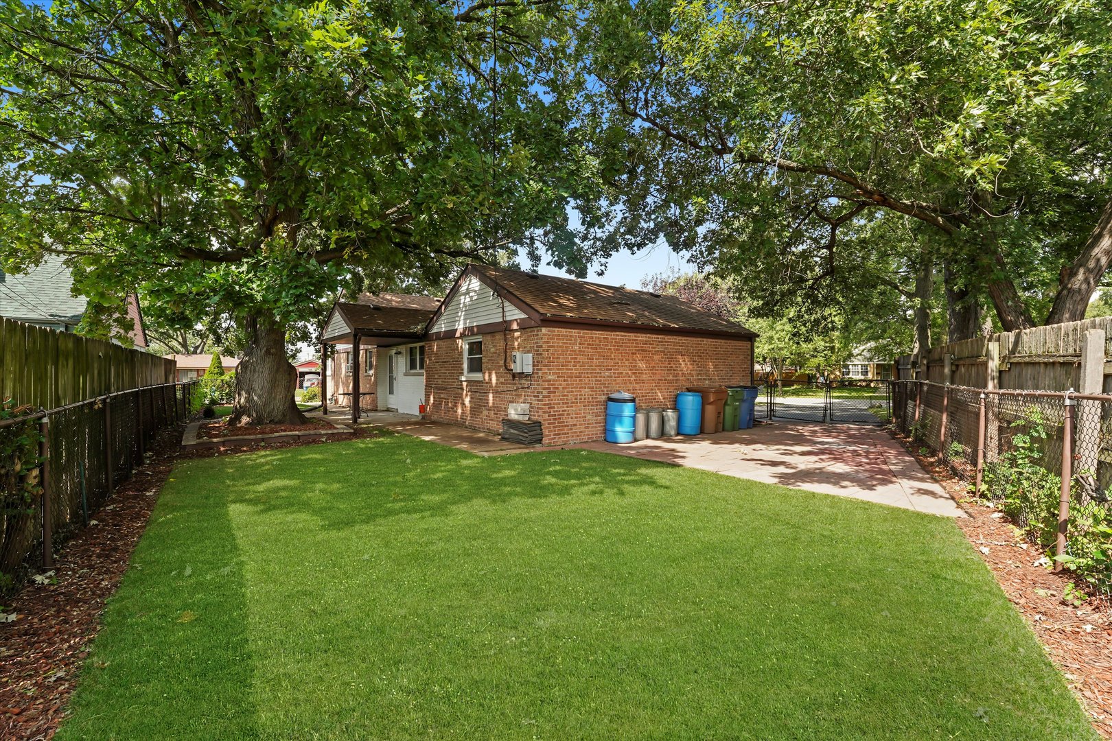 10823 S Keeler Avenue, Oak Lawn, IL 60453