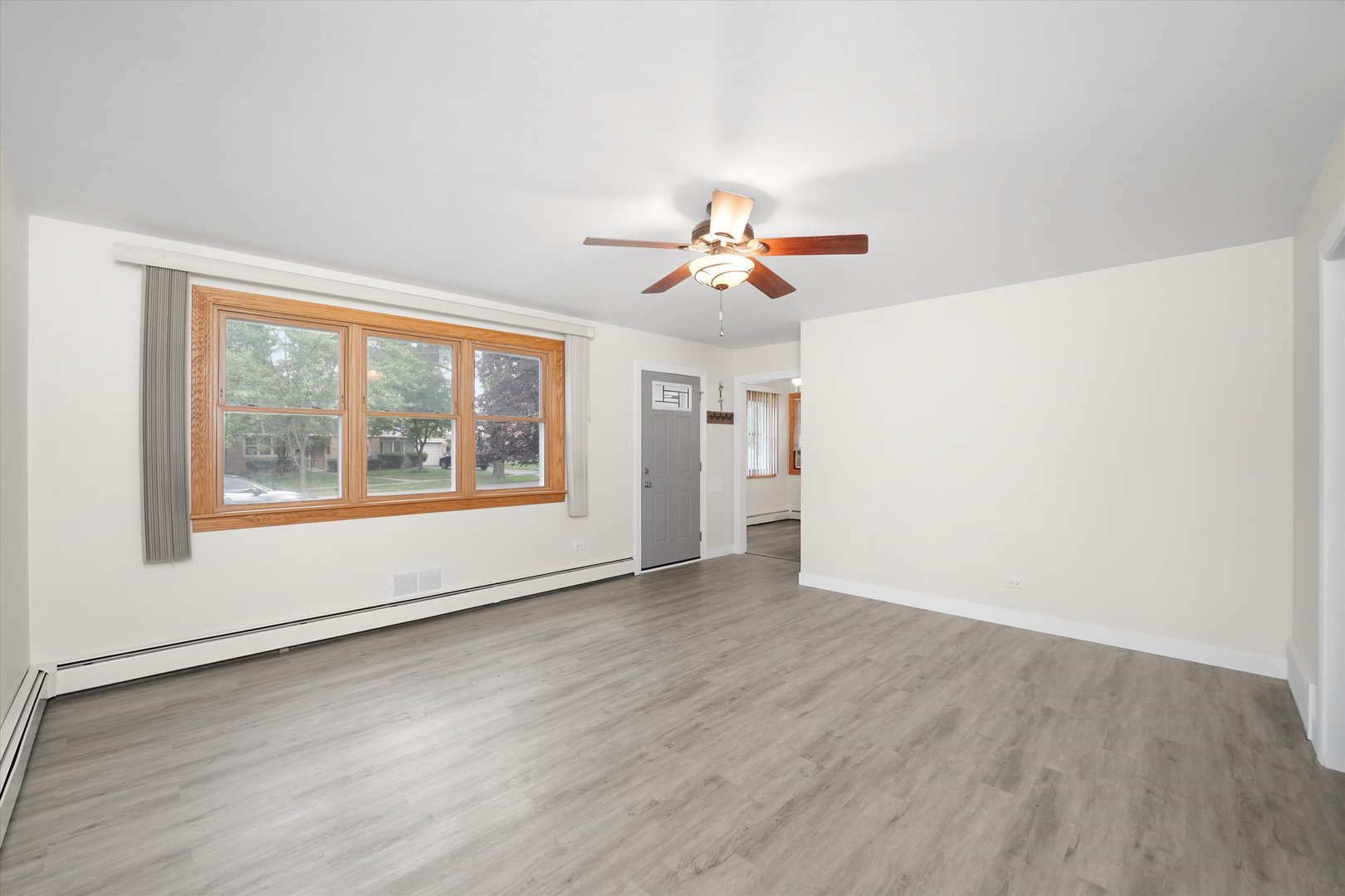 10823 S Keeler Avenue, Oak Lawn, IL 60453
