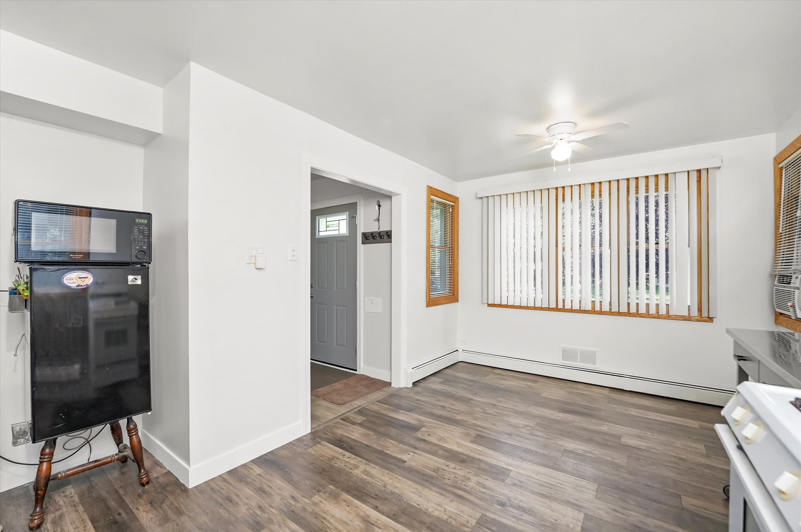 10823 S Keeler Avenue, Oak Lawn, IL 60453