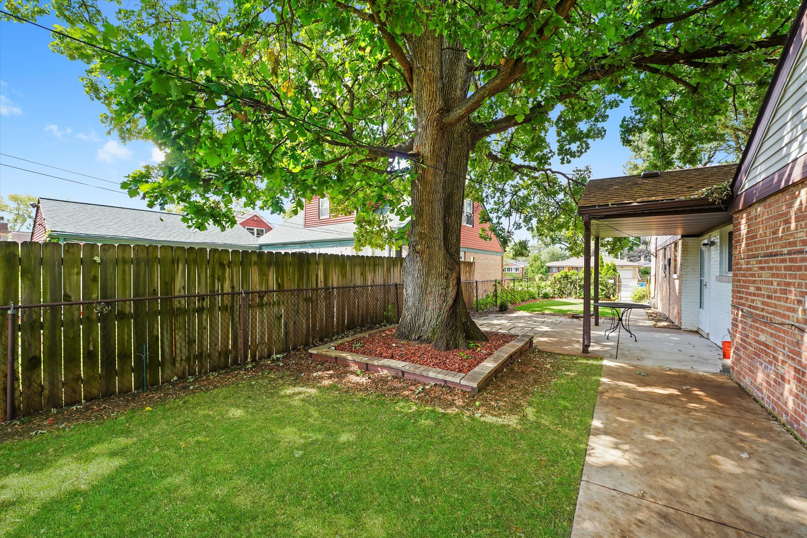 10823 S Keeler Avenue, Oak Lawn, IL 60453
