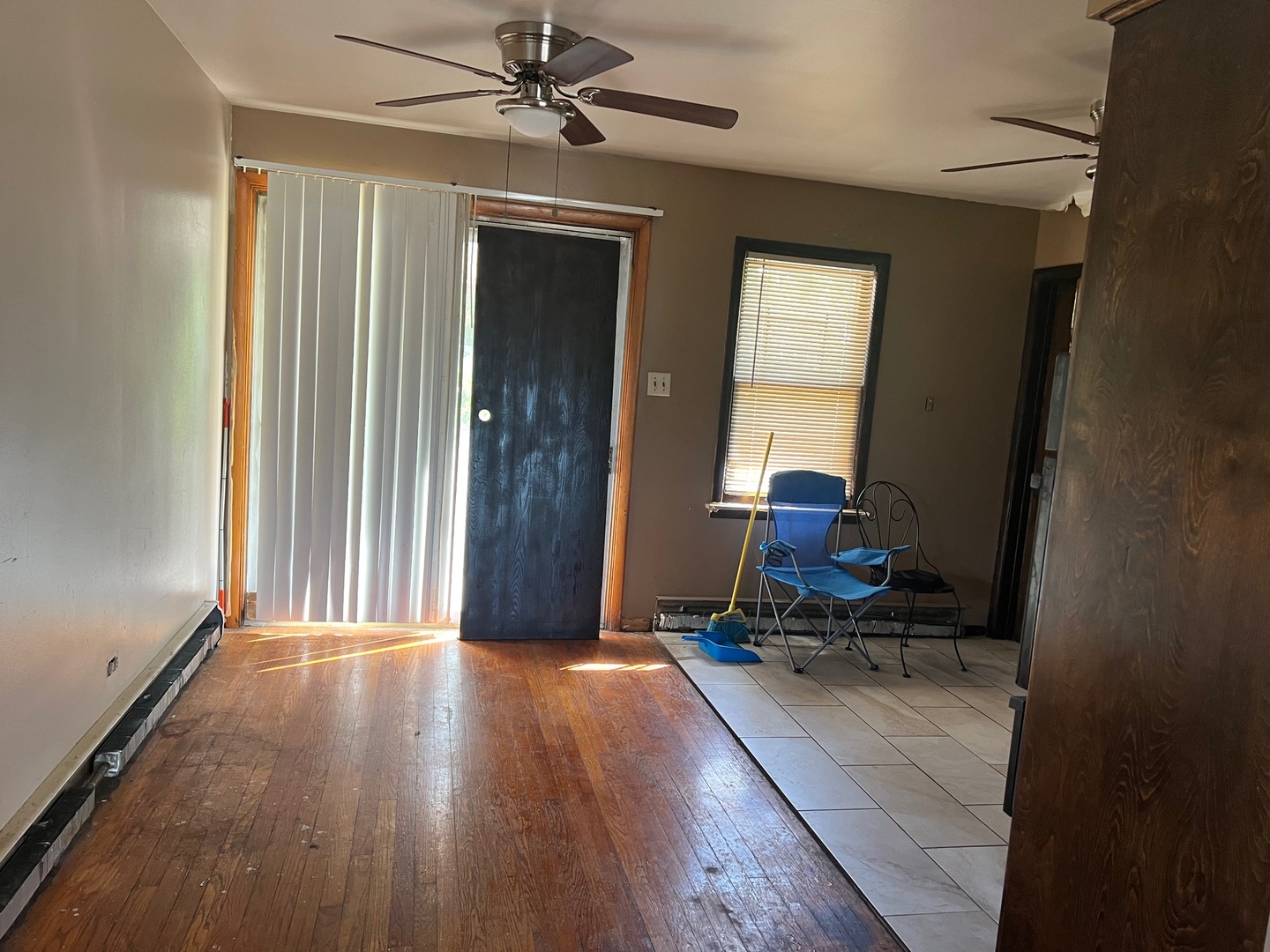 240 E 148th Street, Harvey, IL 60426