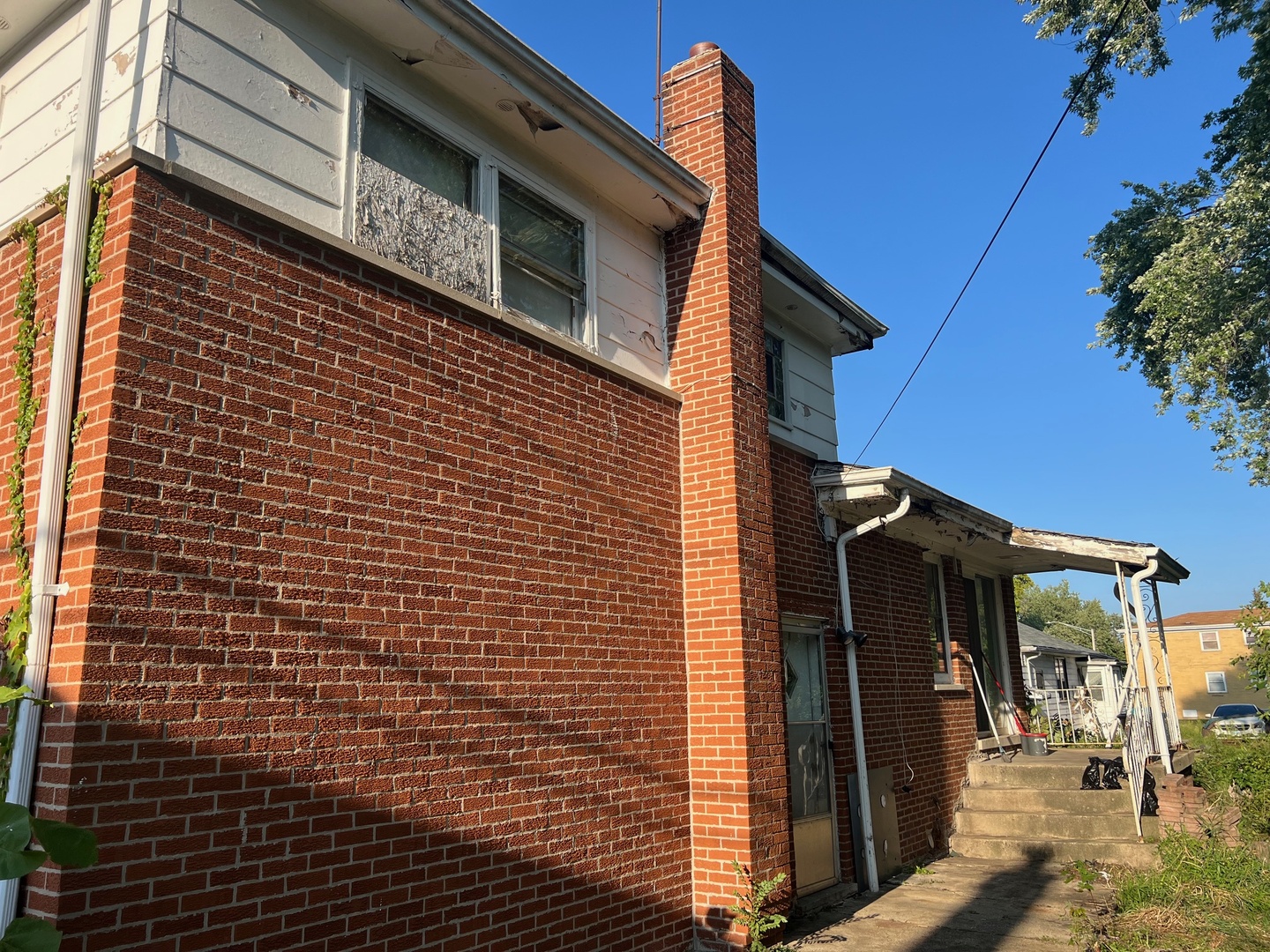 240 E 148th Street, Harvey, IL 60426