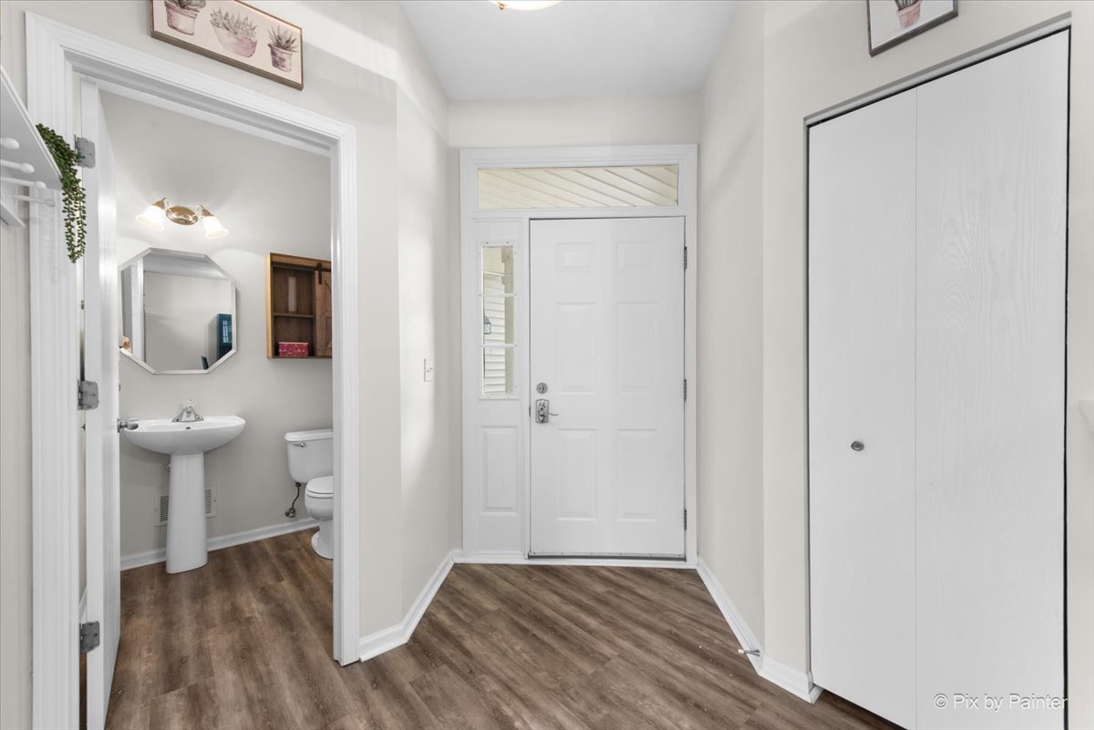 1033 Key Largo Drive, Romeoville, IL 60446