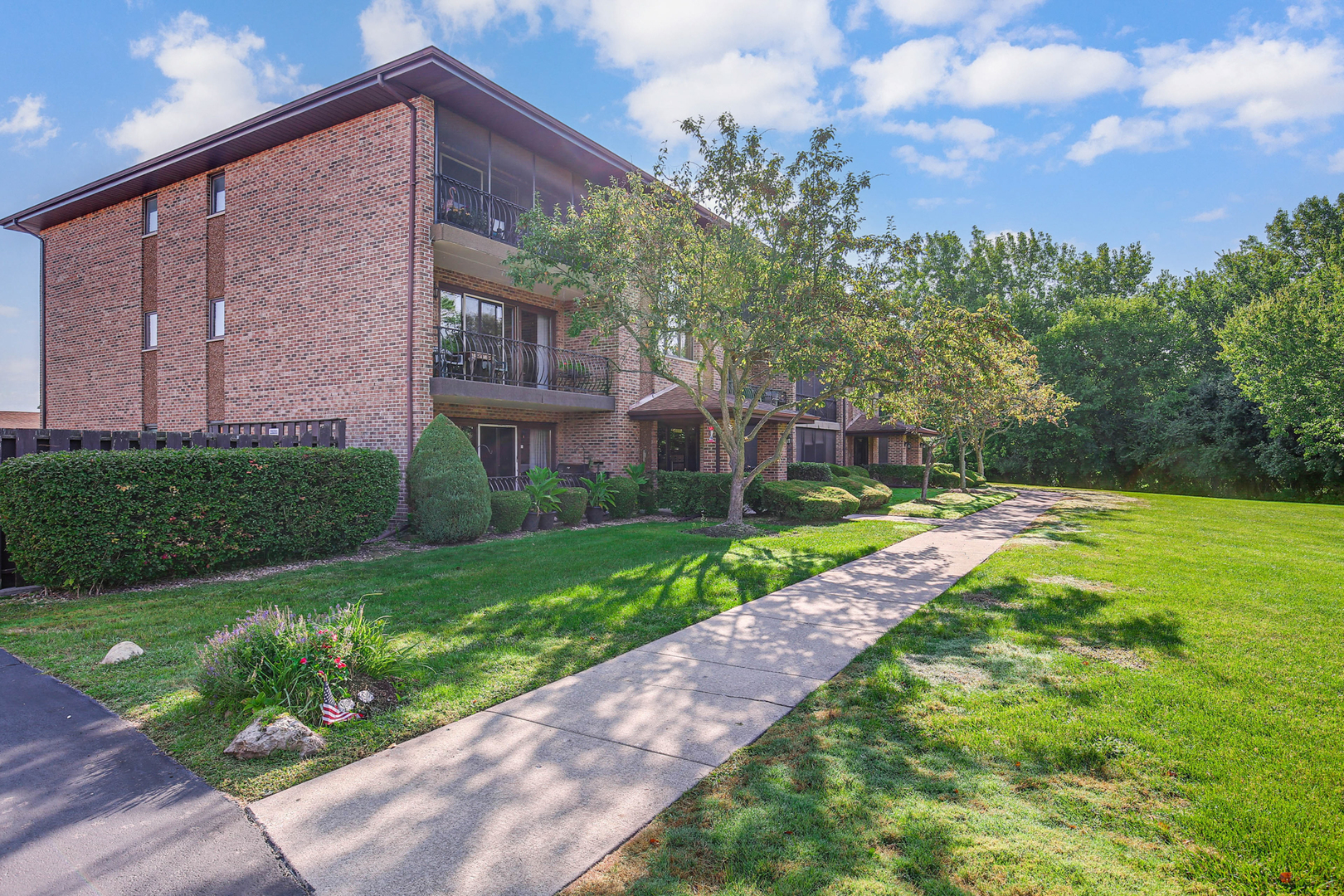 11117 S Heritage Drive #1D, Palos Hills, IL 60465