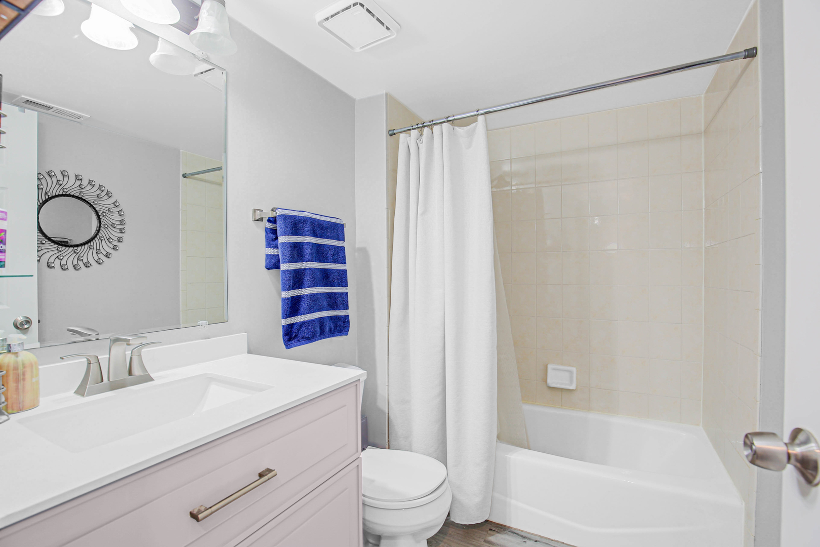 11117 S Heritage Drive #1D, Palos Hills, IL 60465
