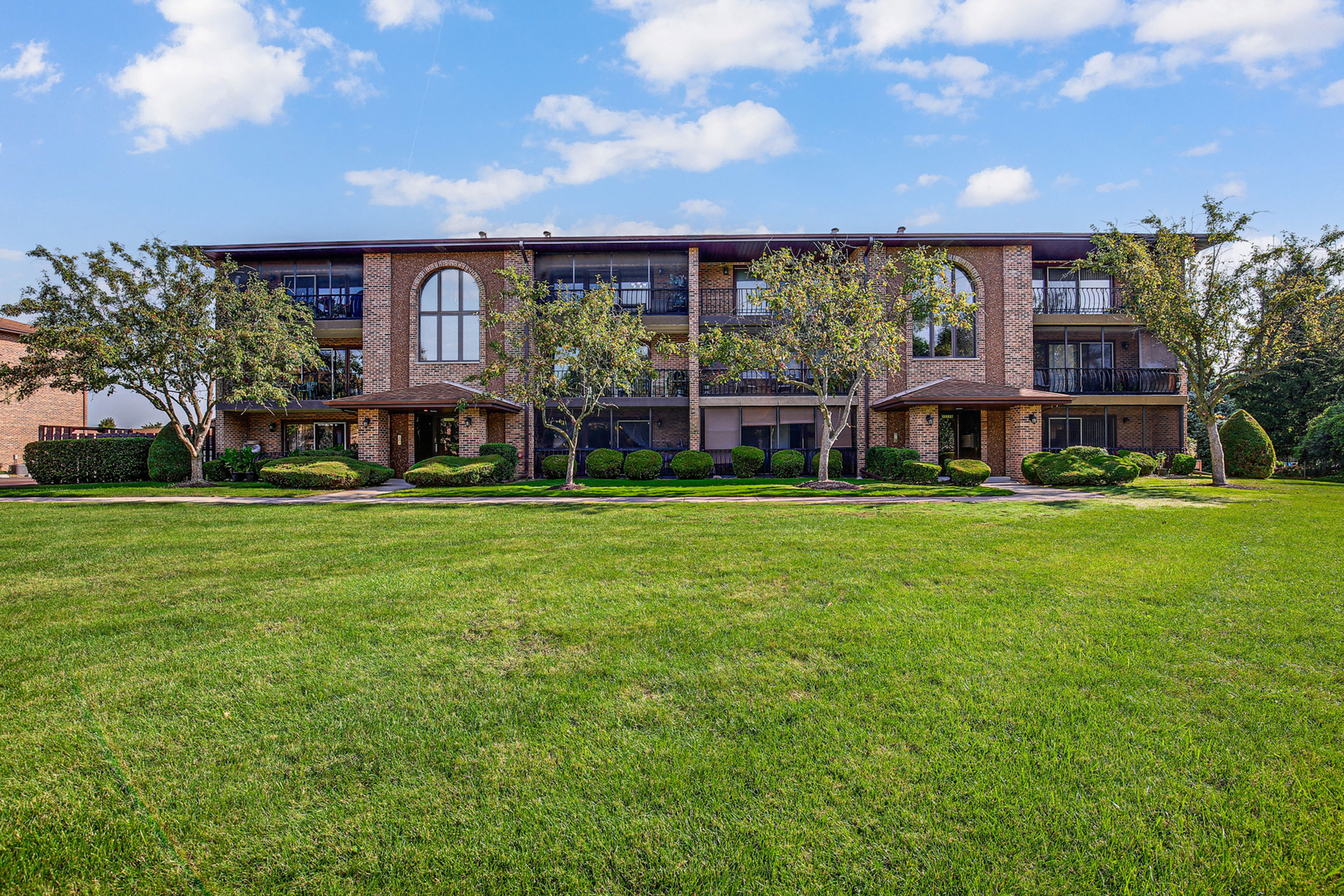11117 S Heritage Drive #1D, Palos Hills, IL 60465
