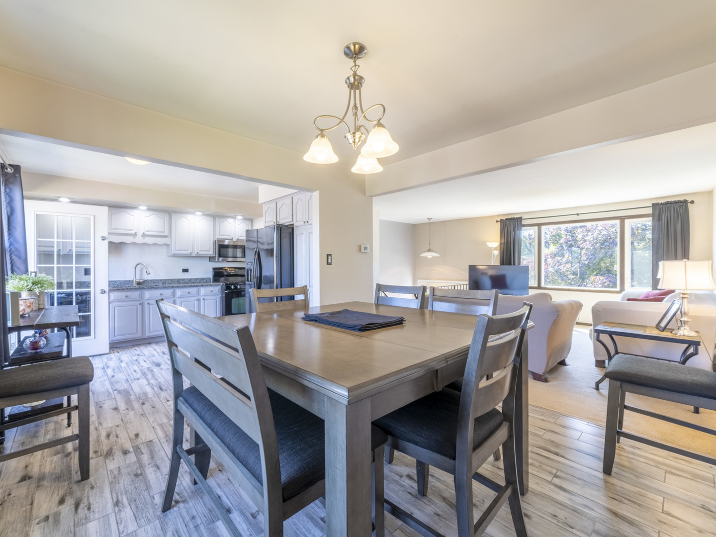 7810 166th Place, Tinley Park, IL 60477