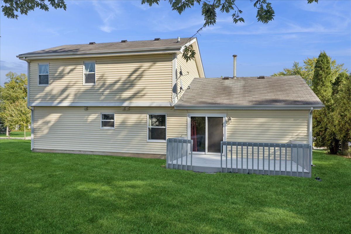 605 Claymont Court, Algonquin, IL 60102