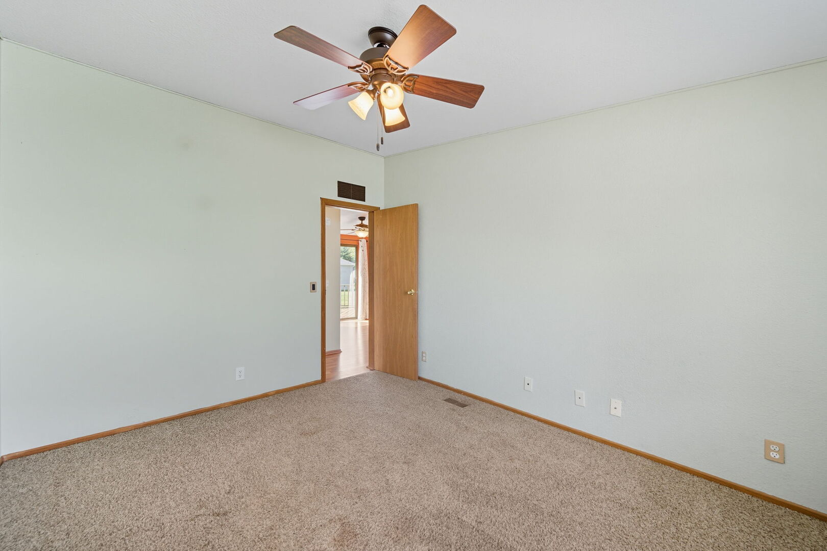 219 Meadowlark Lane, Sandwich, IL 60548